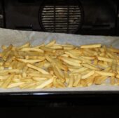 So wird dein Backblech blitzblank: Tipps für müheloses Reinigen